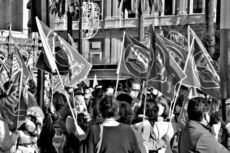 The tendency in the regional right wing government is to privatize the Spanish National Heath...
