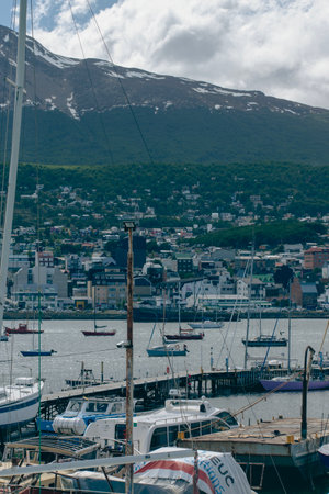 Yachts and boats moored in the harbor of Reykjavik, Icelandの写真素材