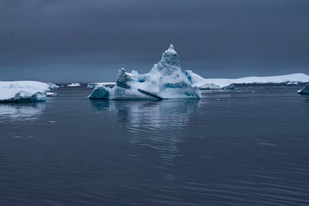 Icebergs and icebergs in the Antarctic waters of Antarctica.の写真素材