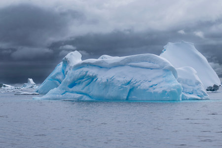 Antarctic icebergs in the waters of the Antarctic Peninsula.の写真素材