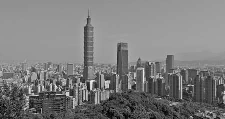 Taipei, Taiwan, May 15th 2020: View of Taipei City from Elephant Mountain in Xinyi District.のeditorial素材