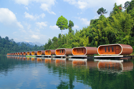 Raft House in Ratchaprapha Dam, Surat Thani , Thailandのeditorial素材