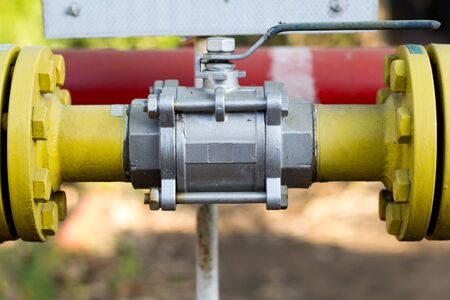 stainless steel ball valve connected with flange in pipes for oil and gas processsed