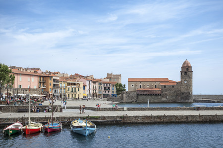 COLLIOURE,FRANCE- JUNE 17,2011: View of village Collioure in Cote Vermeille coast.のeditorial素材