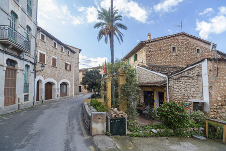 SOLLER,SPAIN-NOVEMBER 29,2016: Street village view, Soller, Mallorca island, Balearic Islands.のeditorial素材