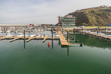 LAREDO,SPAIN-SEPTEMBER 25,2015: Port, marina in Laredo,province Santander,Cantabria, Spain.のeditorial素材