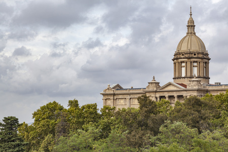 BARCELONA,SPAIN-SEPTEMBER 15,2015: National palace, Palau nacional, hosts MNAC-museum national art of Catalonia, park montjuic, Barcelona.のeditorial素材