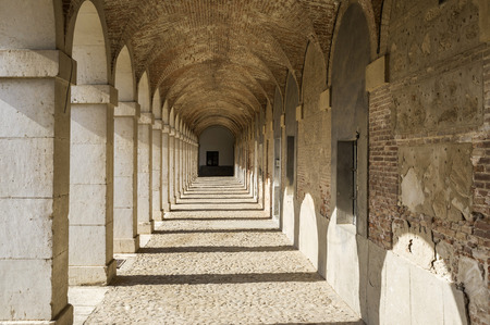 ARANJUEZ,SPAIN-JULY 22,2015: Arcade passageway near to palace of Aranjuez, province Madrid, Spain.のeditorial素材