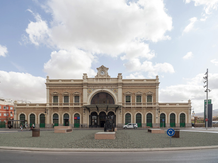 CARTAGENA,SPAIN-SEPTEMBER 22,2017:Architecture,train station,modernist building by Victor Beltri,Cartagena,Spain.のeditorial素材