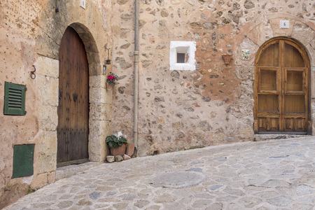 VALLDEMOSSA,SPAIN-MARCH 6,2018: Ancient street view, village of Valldemossa, Majorca Island, Spain.のeditorial素材