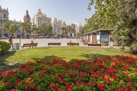 VALENCIA,SPAIN-MAY 9,2018: City center view, square, plaza ajuntament, Valencia.のeditorial素材