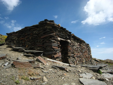 Refuge/lodge in Puerto de la Ragua. Sierra Nevada. Granada/Grenade. Spain の写真素材