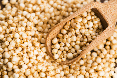 quinoa poppingの写真素材