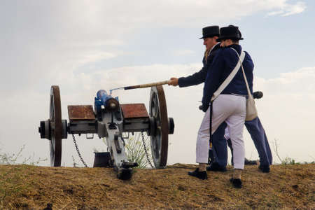Almeida, Portugal - 08/26/2017: Reenactment of siege of Almeida during Napoleonic Peninsular War - cannon firingのeditorial素材
