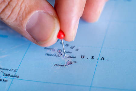 Hawaii pin on a world map. Hawaiian travel destination planning pinnedのeditorial素材