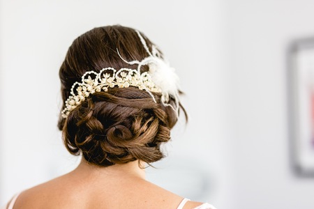 Woman hairstyle for her wedding day.