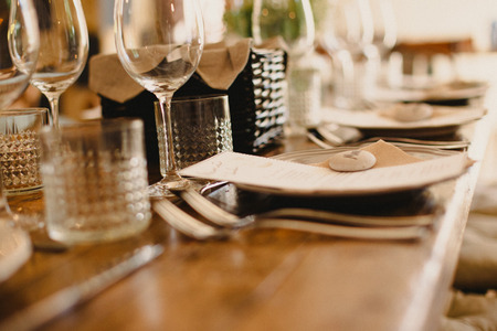 Decoration of the centerpieces of a wedding with the cutlery and vintage details.の写真素材