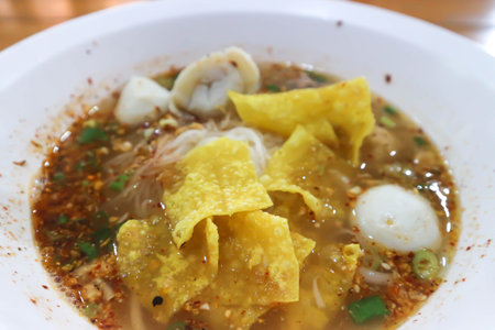 spicy noodle, noodle or Chinese noodles