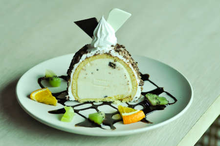 ice cream cake or cake with ice cream stuffed or vanilla ice cream and cake