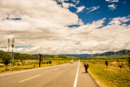 The road on the plateau in Western Sichuanのeditorial素材