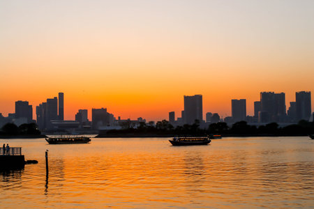 View of sunset and boats at sumida river sunset viewpoint ,tokyoのeditorial素材