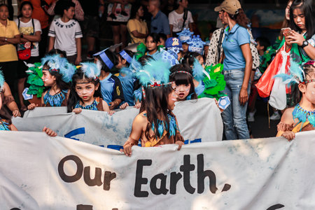 SAMUTSAKORN, THAILAND-December, 26, 2019 : Parade child Drum Mayer students paradeのeditorial素材