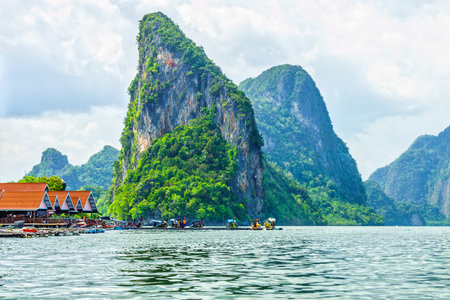 View of Phang Nga bay and the passenger speedboats for tourist in Southern Thailandのeditorial素材