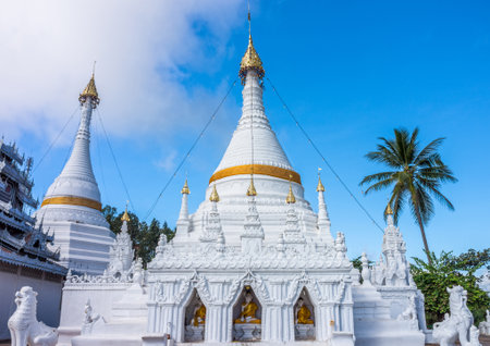 Phra That Doi Kongmu pagoda at Phra That Doi Kongmu temple in Mae Hong Son province Thailandの写真素材