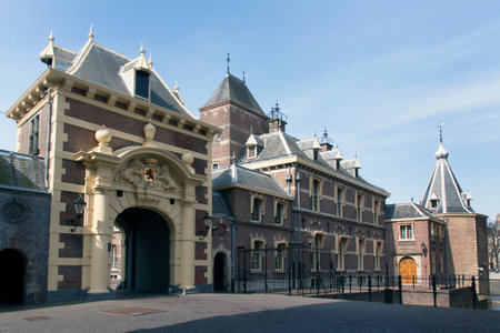 THe Hague , The Netherlands-april 7 , 2015: Dutch parlaiment called binnenhof and tower of prime ministerのeditorial素材