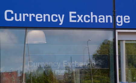 The Haguenetherlandsmay 20 2015: Currency exchange office in the center of the Hague in the Netherlandsのeditorial素材