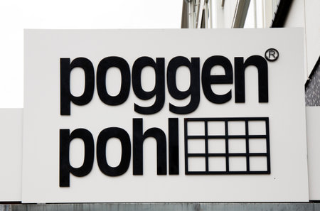Amsterdam, Netherlands -october 1, 2017: Poggen Pohl letters on a sign in Amsterdamのeditorial素材
