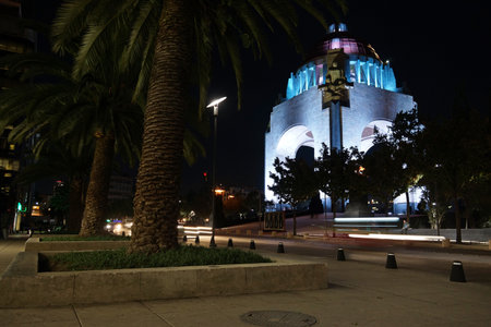 The Revolution Monument in Mexico City at nightの写真素材