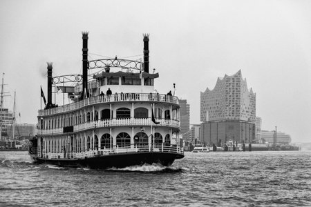 Historic paddle wheel in the Port of Hamburgの写真素材