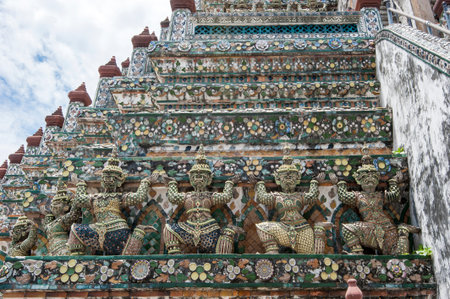 Wat Arun Temple landmarks of bangkok Thailandの写真素材