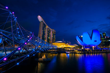 Helix Bridge singapore travel landmark