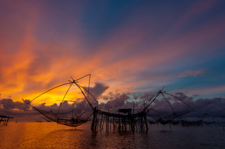 Yor building is traditional local fisherman used net fishing in Pakpra Thale Noi, one of the country's largest wetlands covering Phatthalung, Nakhon Si Thammarat and Songkhla ,South of THAILAND.の写真素材