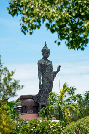 big standing Lord Buddha statue at Phutthamonthon is a Buddhist park in the Phutthamonthon District in Nakhon Pathom province, THAILANDの写真素材