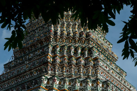 Wat Arun or Temple of Dawn is considered by many as one of the most beautiful temples in Thailand. Wat arun is one of Bangkok's world famous landmarks.の写真素材