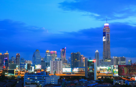 City at twilight good view のeditorial素材