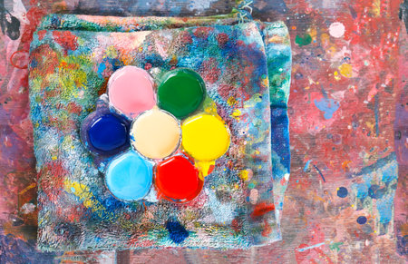 Palette table smears paint color