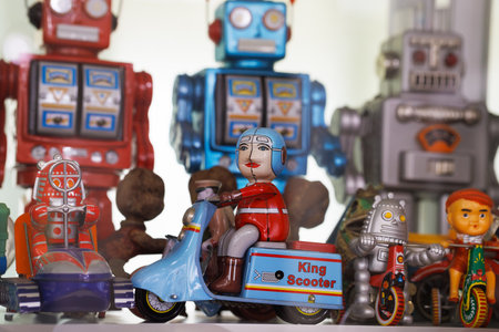 PHRA NAKHON SI AYUTTHAYA,THAILAND - AUGUST 21, 2023 : The  tin toy  collection at Lan Khong Len  museum.のeditorial素材