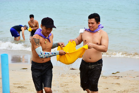 Chon Buri Thailand August 01 2019 Blur Japanese company takes employees to activity on the beach âTeam Building Excellence Team Work 2019âのeditorial素材
