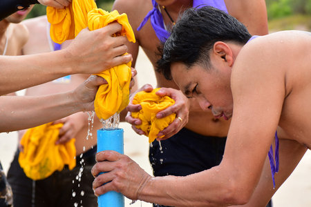 Chon Buri Thailand August 01 2019 Blur Japanese company takes employees to activity on the beach âTeam Building Excellence Team Work 2019âのeditorial素材