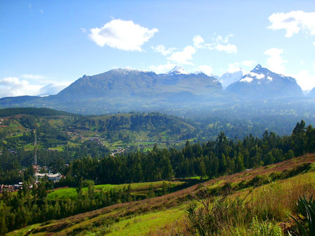 WHITE MOUNTAINS view PERUの写真素材