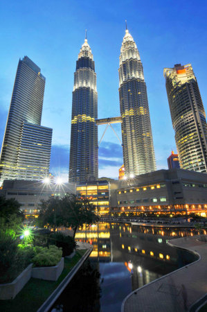 KUALA LUMPUR-OCT-20-2012  View of The Petronas Twin Towers at night on October 20, 2012 in Kuala Lumpur, Malaysia Petronas Twin Towers are twin skyscrapers and were tallest twin buildings in the world  のeditorial素材