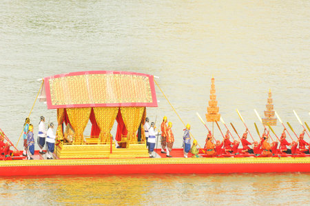 BANGKOK,THAILAND-NOVEMBER 6 The Royal Barge Procession Exercises on the occasion for Royal Kathin ceremony at Chaopraya river,on November 6,2012 in Bangkok,Thailandのeditorial素材