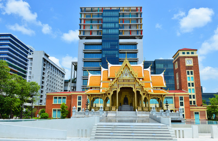 The beautiful of Royal Thai Pavilion in Siriraj Hospital Bangkok Thailandのeditorial素材