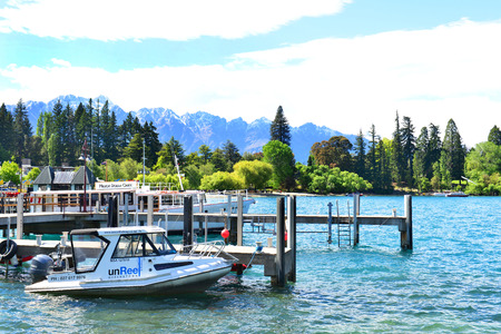 QUEENSTOWN, NZ - November 18: Queenstown on November 18 2014. It's one of the most popular travel destination in New Zealand known for it's restaurants, ski tourism and extreme sport adventure.のeditorial素材