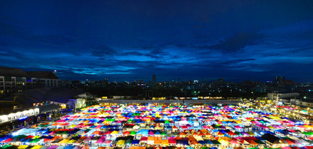 BANGKOK - August 21, 2015: View from above of a night market in Huay Khwang district, Bangkok.のeditorial素材