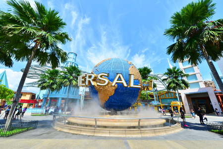 SINGAPORE - NOV, 18 UNIVERSAL STUDIOS SINGAPORE sign on November 18,2015. Universal Studios Singapore is a theme park located within Resorts World Sentosa on Sentosa Island, Singaporeのeditorial素材
